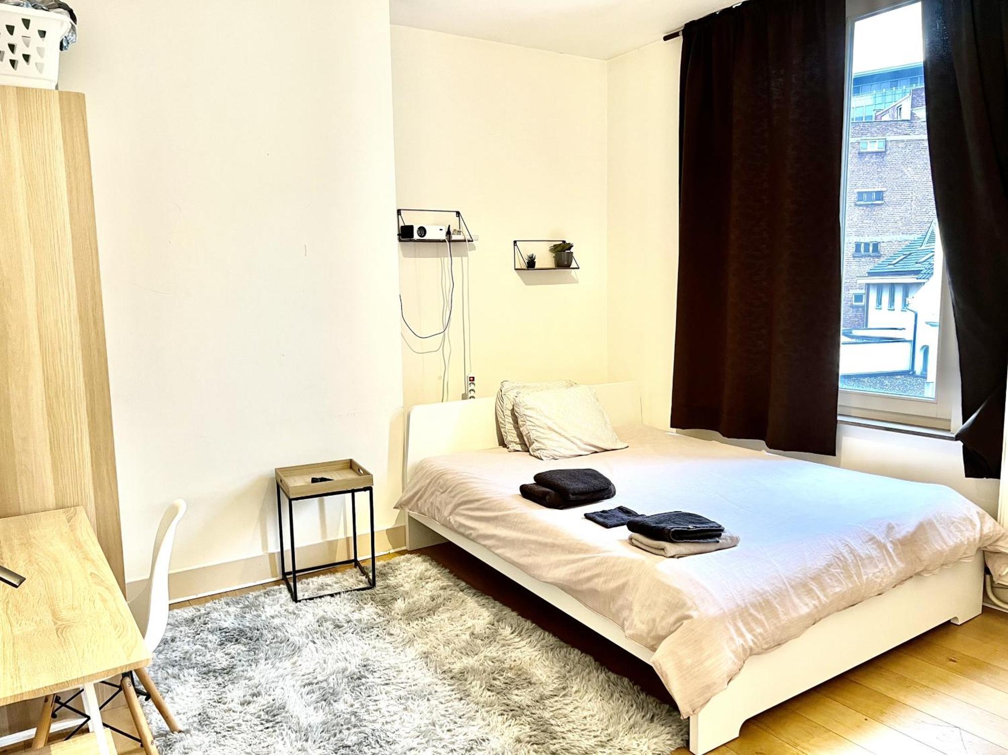 Place De La Liberte 2 Bedroom